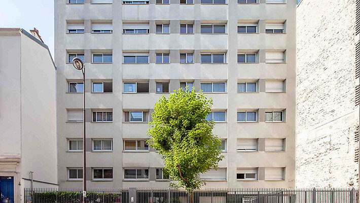 Façade Résidence Paris Py : Appartement à louer Paris 20